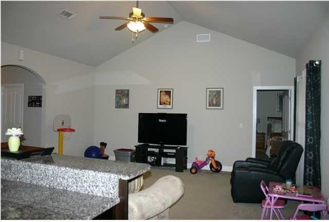 658 Red Fern Rd - Photo 4 of 20