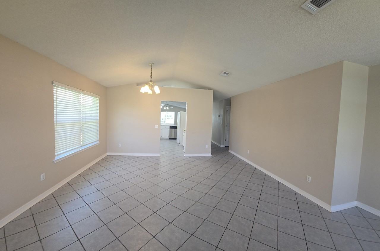 418 Pristine Water Ln - Photo 2 of 31