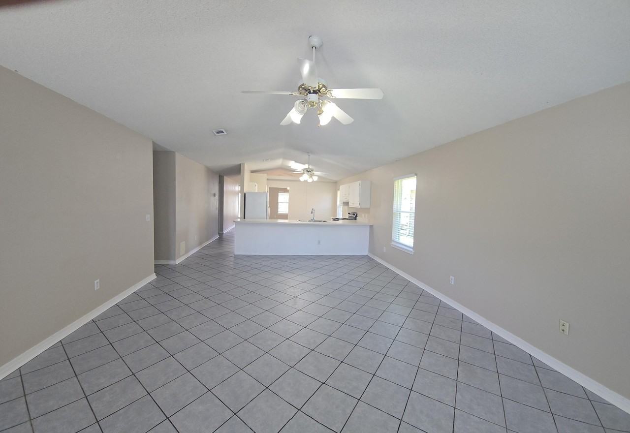 418 Pristine Water Ln - Photo 7 of 31