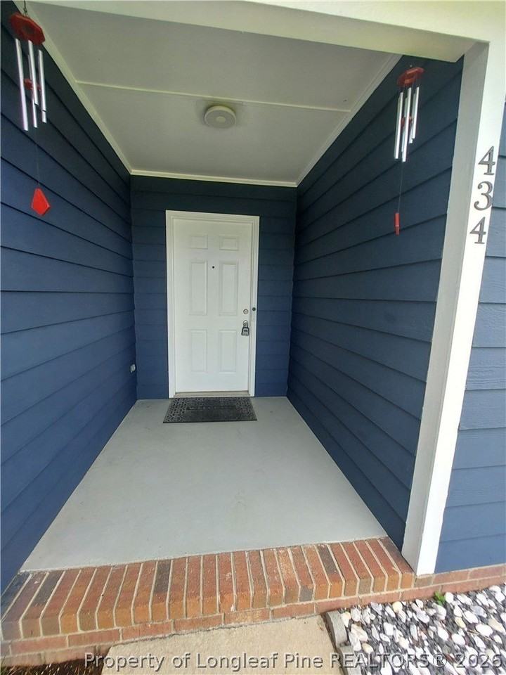434 Murray Fork Dr - Photo 2 of 19