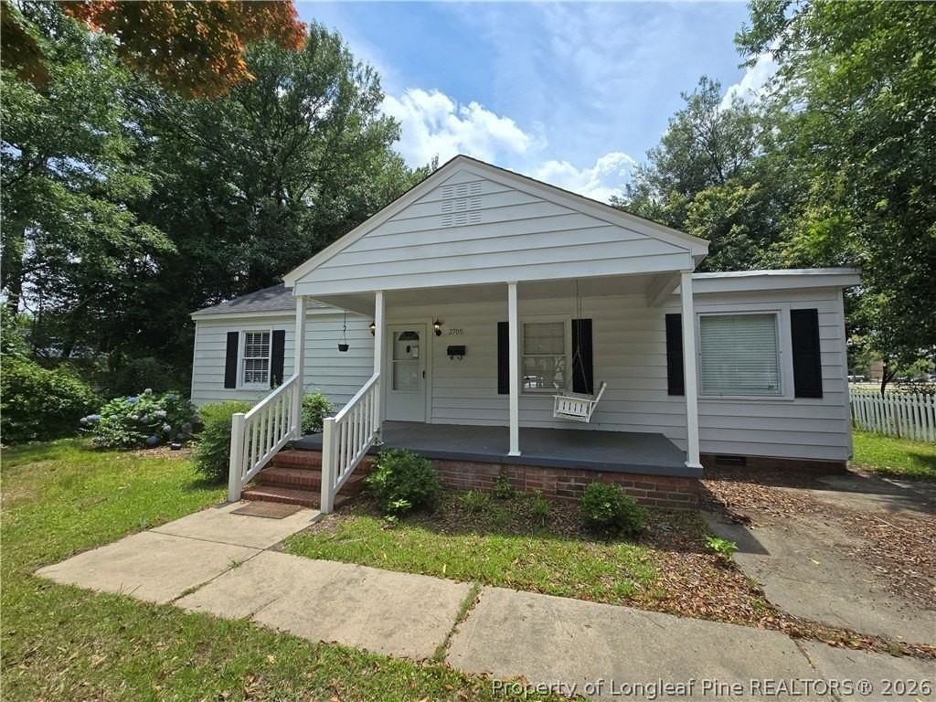 2705 Pecan Dr - Photo 2 of 16