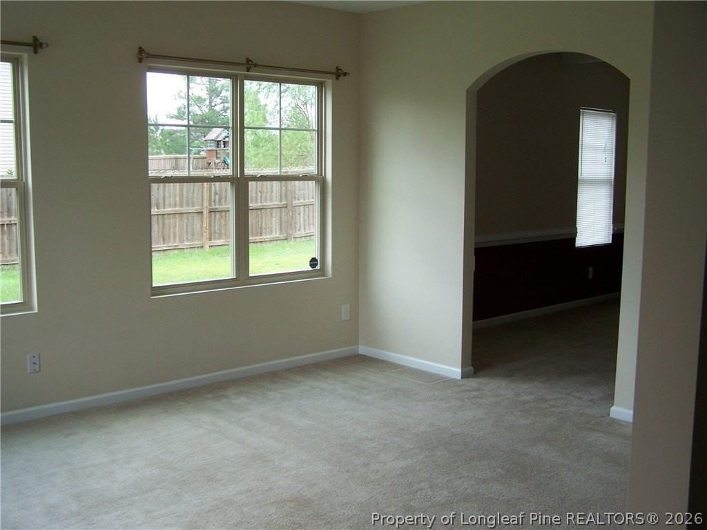 70 Carlisle Pl - Photo 3 of 17