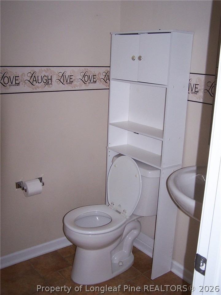 70 Carlisle Pl - Photo 6 of 17