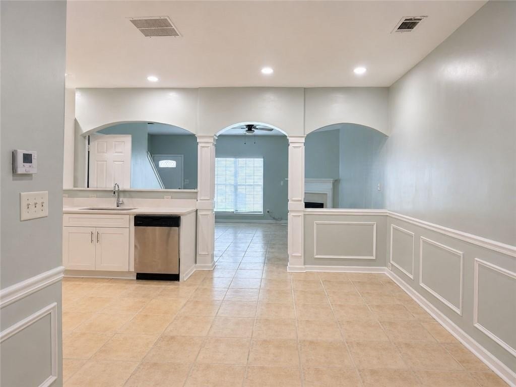 2490 Emma Way - Photo 4 of 18