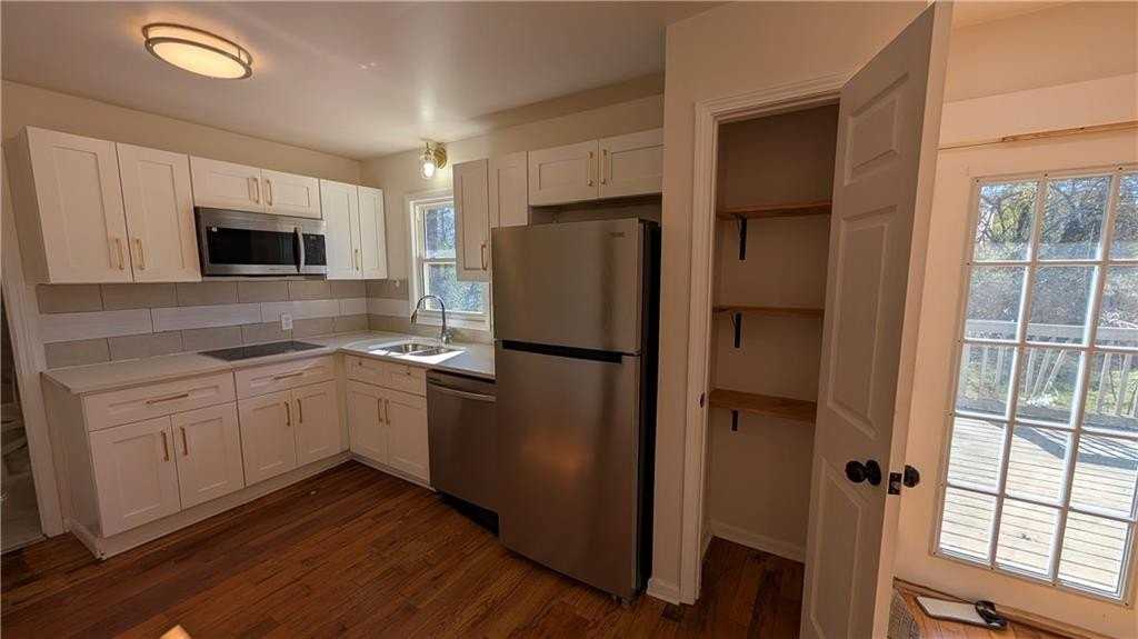 3915 Emerald North Dr - Photo 6 of 45