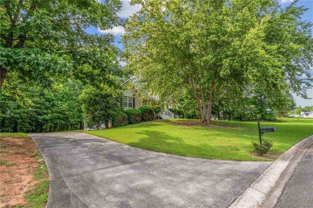 6920 Autumn Hills Dr - Photo 2 of 20