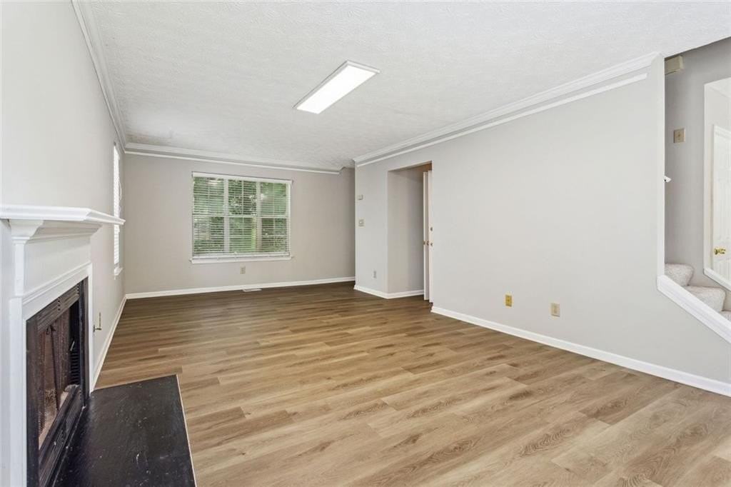 525 Abbotts Hill Ln - Photo 6 of 27
