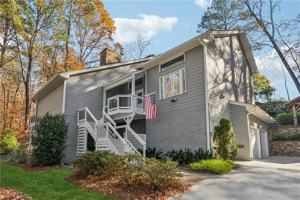 featured image of 6895 Riverside Dr