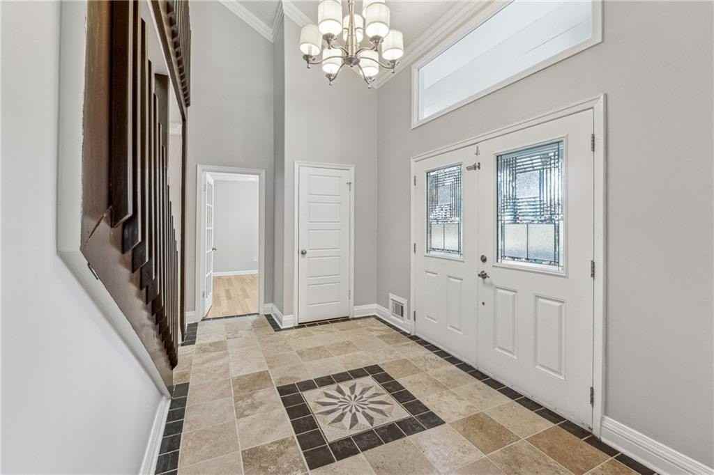 6895 Riverside Dr - Photo 3 of 47