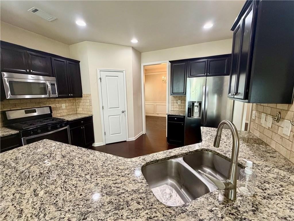 4615 Woodbine Way - Photo 6 of 33