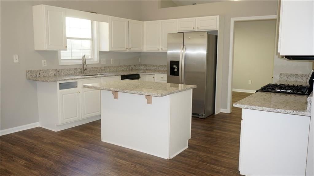 3260 Ennfield Ln - Photo 3 of 21