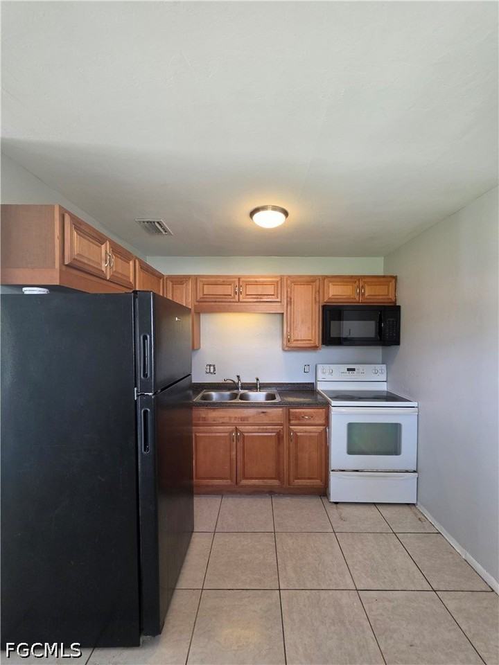 5465 Sago Ave - Photo 6 of 11