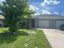 featured image of 215 Se 23rd Pl #215