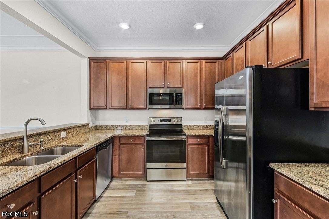 10140 Via Colomba Cir - Photo 7 of 25