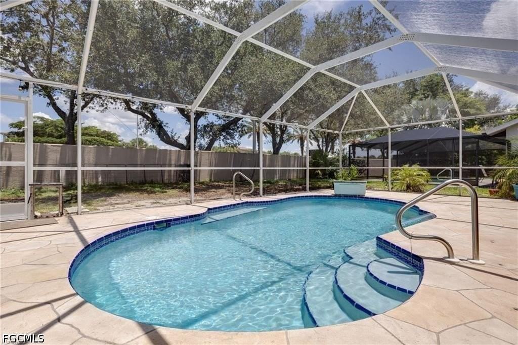 17791 Castle Harbor Dr - Photo 2 of 37