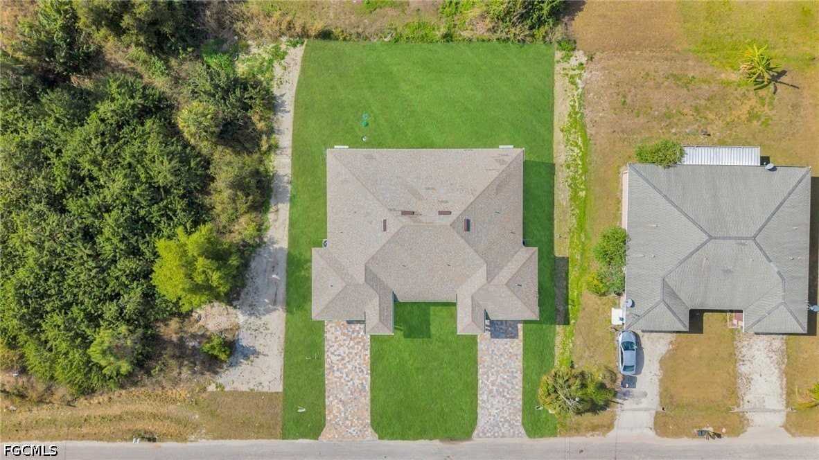 330 Gordon Ave S - Photo 4 of 30