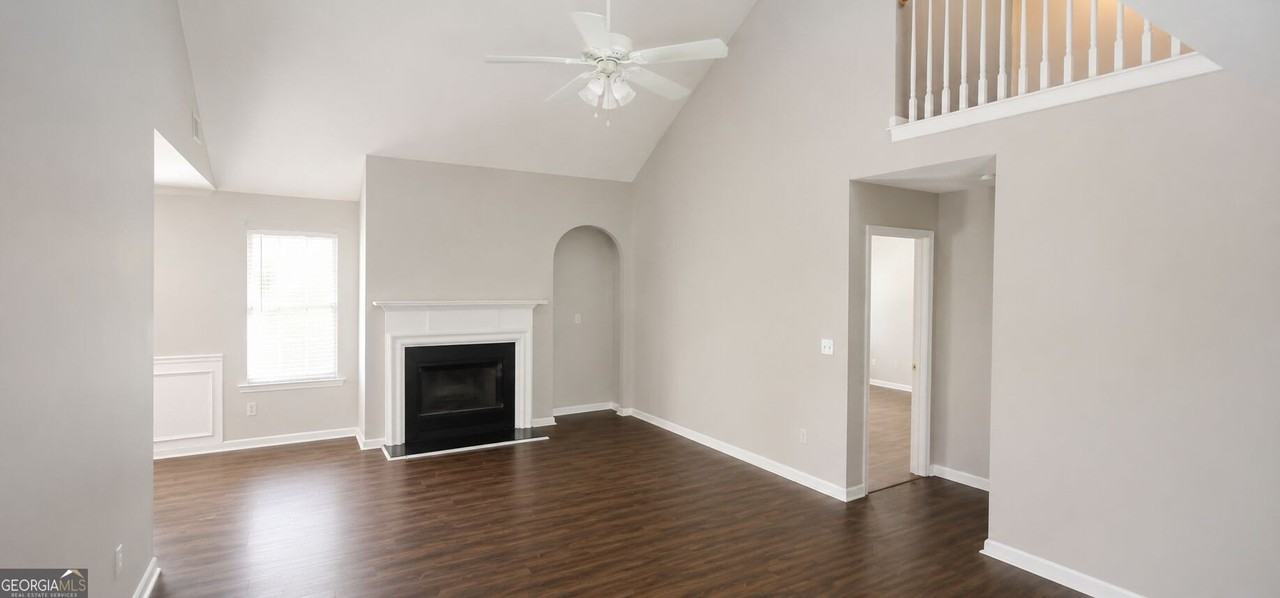 346 Summer Hill Cir - Photo 2 of 19