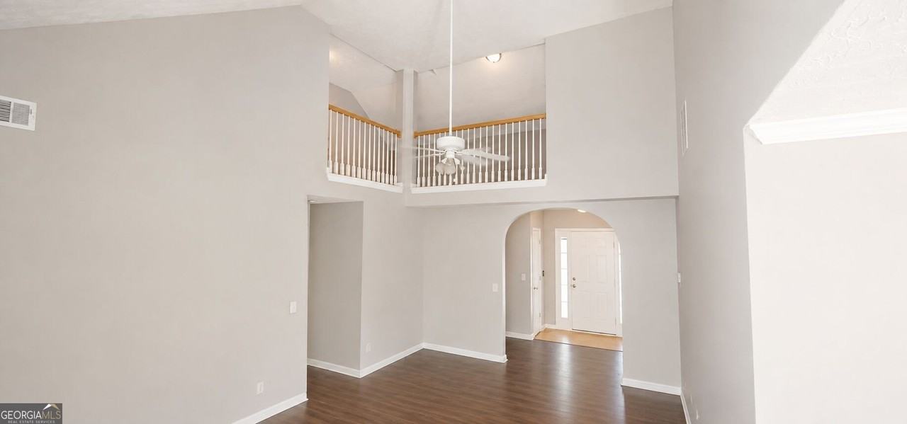 346 Summer Hill Cir - Photo 3 of 19