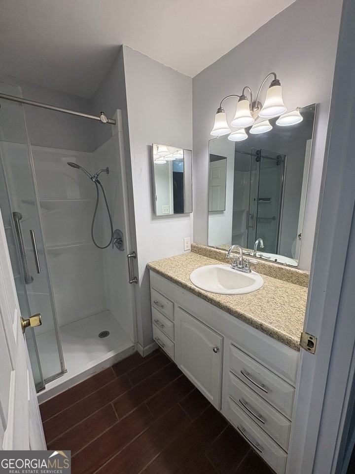542 Chateau Cir - Photo 7 of 13