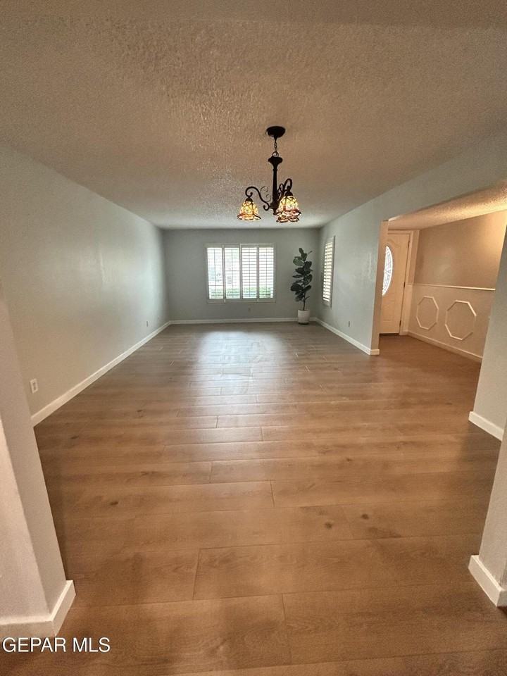 3610 Buxton Dr - Photo 3 of 22