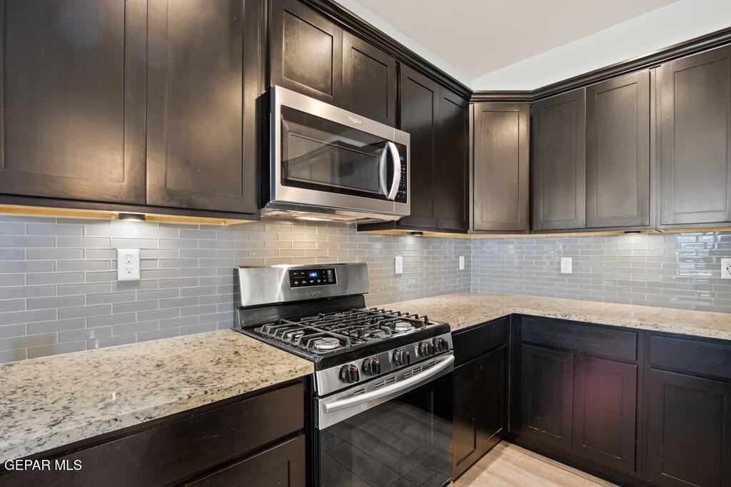 14345 Jonathan K Molina Ct - Photo 6 of 38