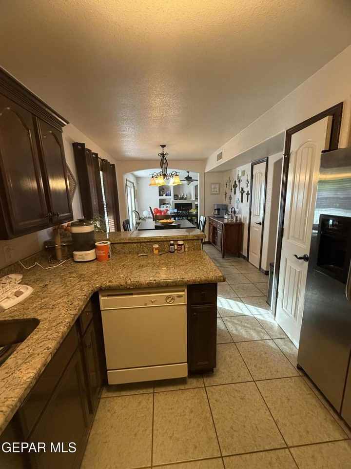 11333 Manuel Moreno Dr - Photo 6 of 22