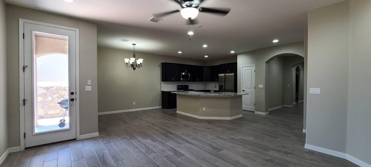 3540 Essence St - Photo 6 of 28