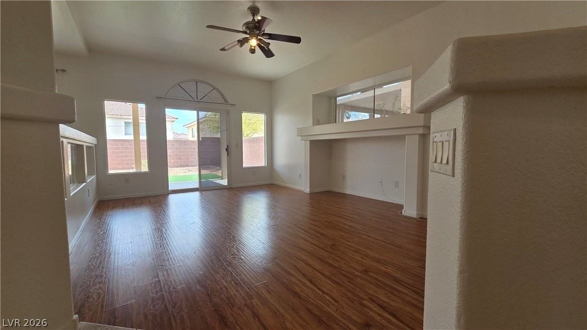7642 Good Fortune Ct - Photo 3 of 40