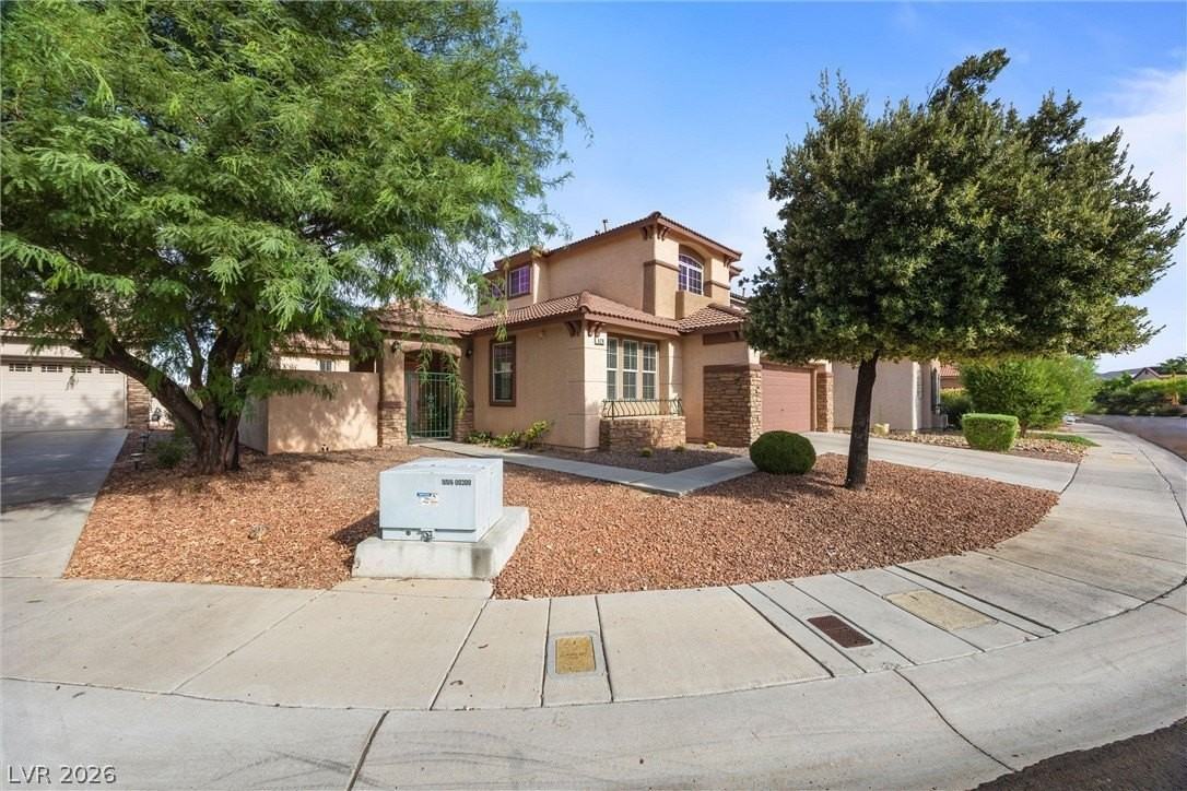 428 Eternity St - Photo 3 of 34