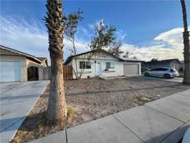 2301 E Brooks Ave - Photo 1 of 1