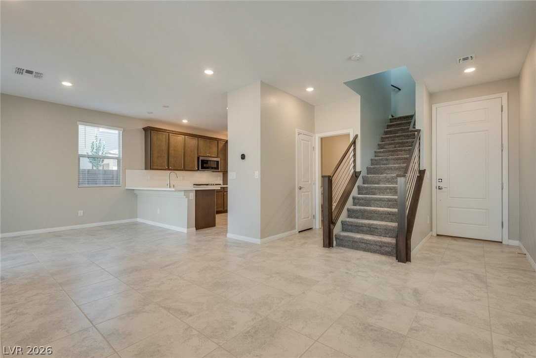 10786 Pastel Sunset Ct - Photo 5 of 35