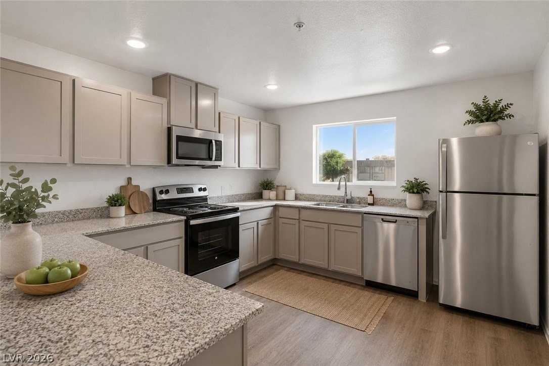 2305 Seco Adobe Cir #102 - Photo 2 of 7
