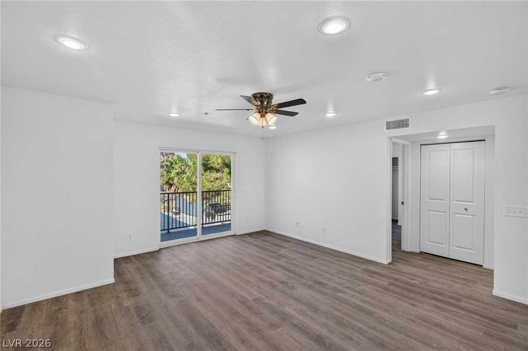 2305 Seco Adobe Cir #102 - Photo 5 of 7