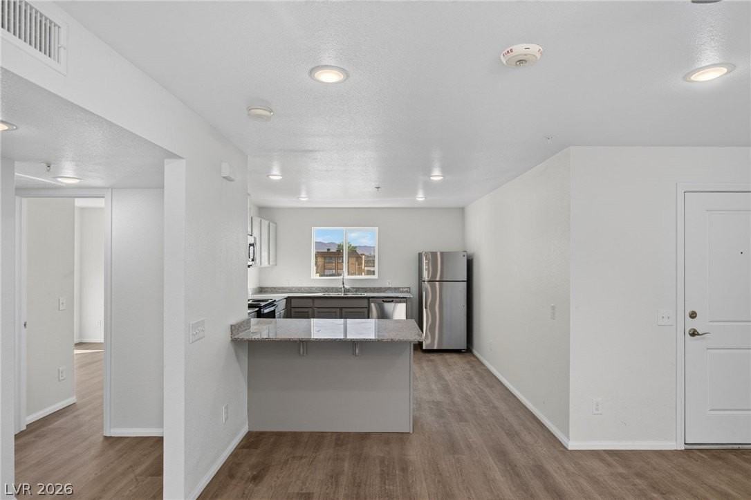 2305 Seco Adobe Cir #102 - Photo 6 of 7
