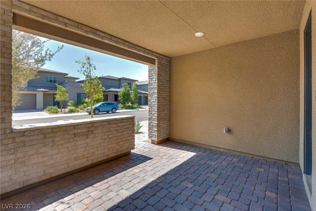 12380 Notch Trail Ave - Photo 5 of 34