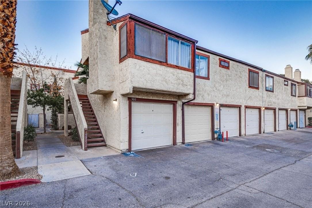 5011 Spencer St #B - Photo 2 of 26