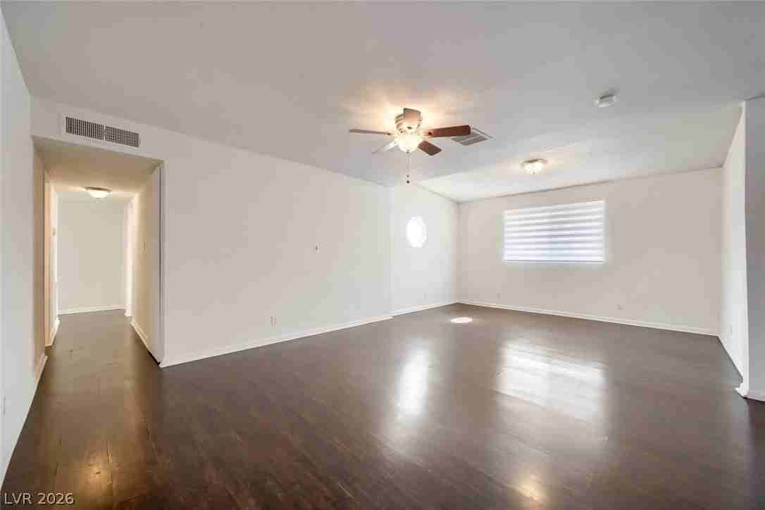 6512 Evergreen Ave - Photo 4 of 23