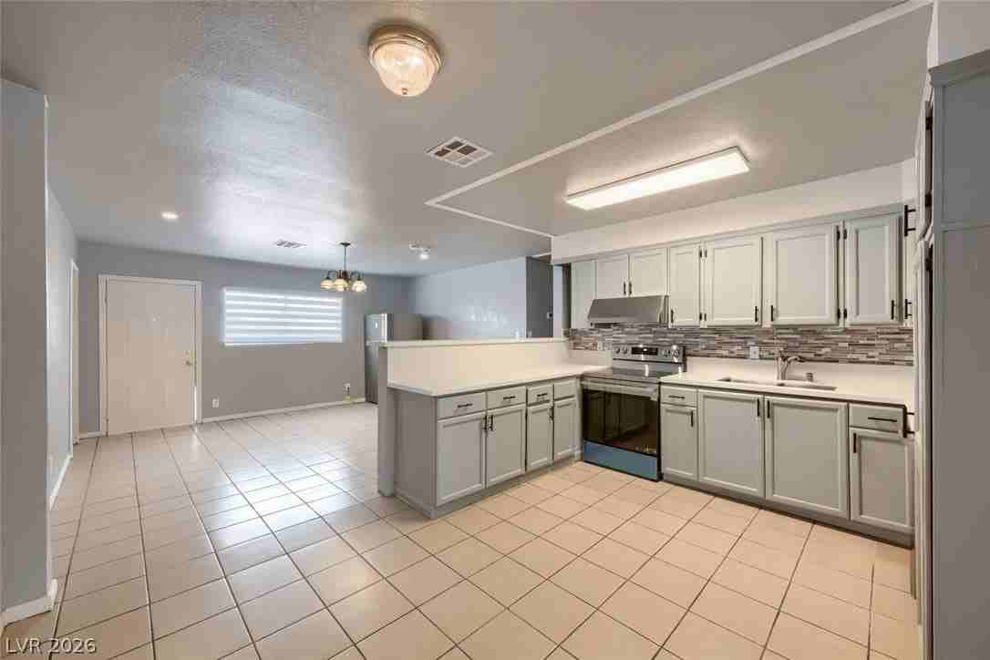6512 Evergreen Ave - Photo 7 of 23