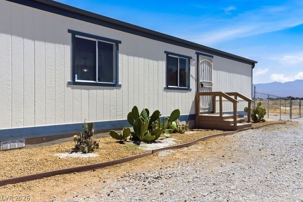 4550 W Horn Rd - Photo 2 of 20
