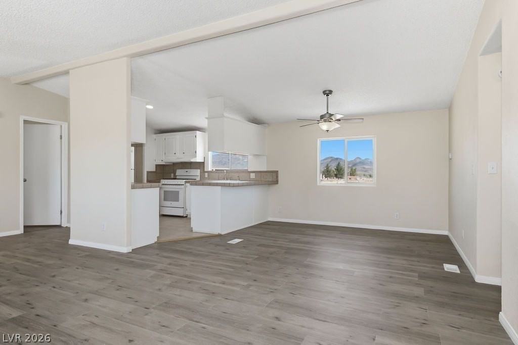 4550 W Horn Rd - Photo 6 of 20