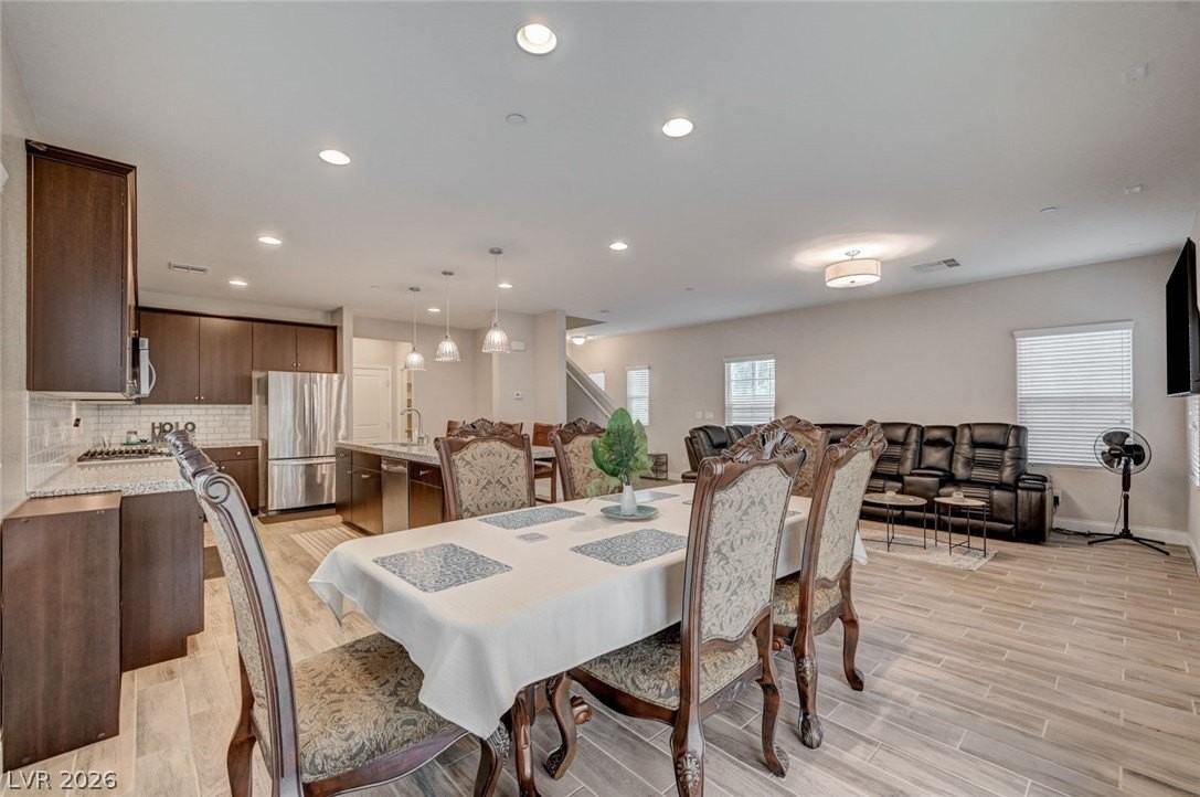 277 Persistence Ct - Photo 3 of 22
