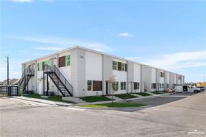 featured image of 901 E Yuma Ave #101