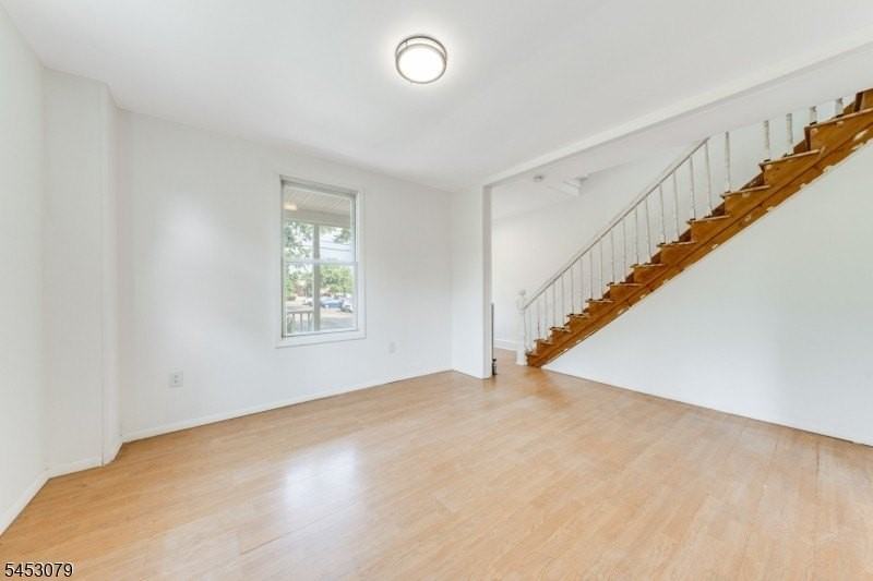 37 Bowers Ln - Photo 6 of 26