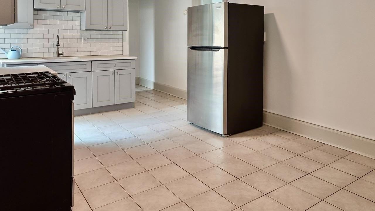 368 Broadway #25 - Photo 4 of 10