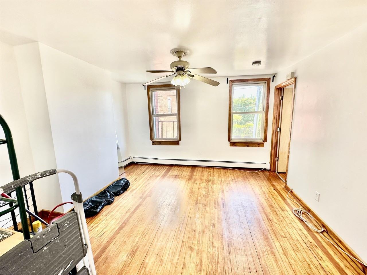 171 Van Winkle Ave #2F - Photo 2 of 12