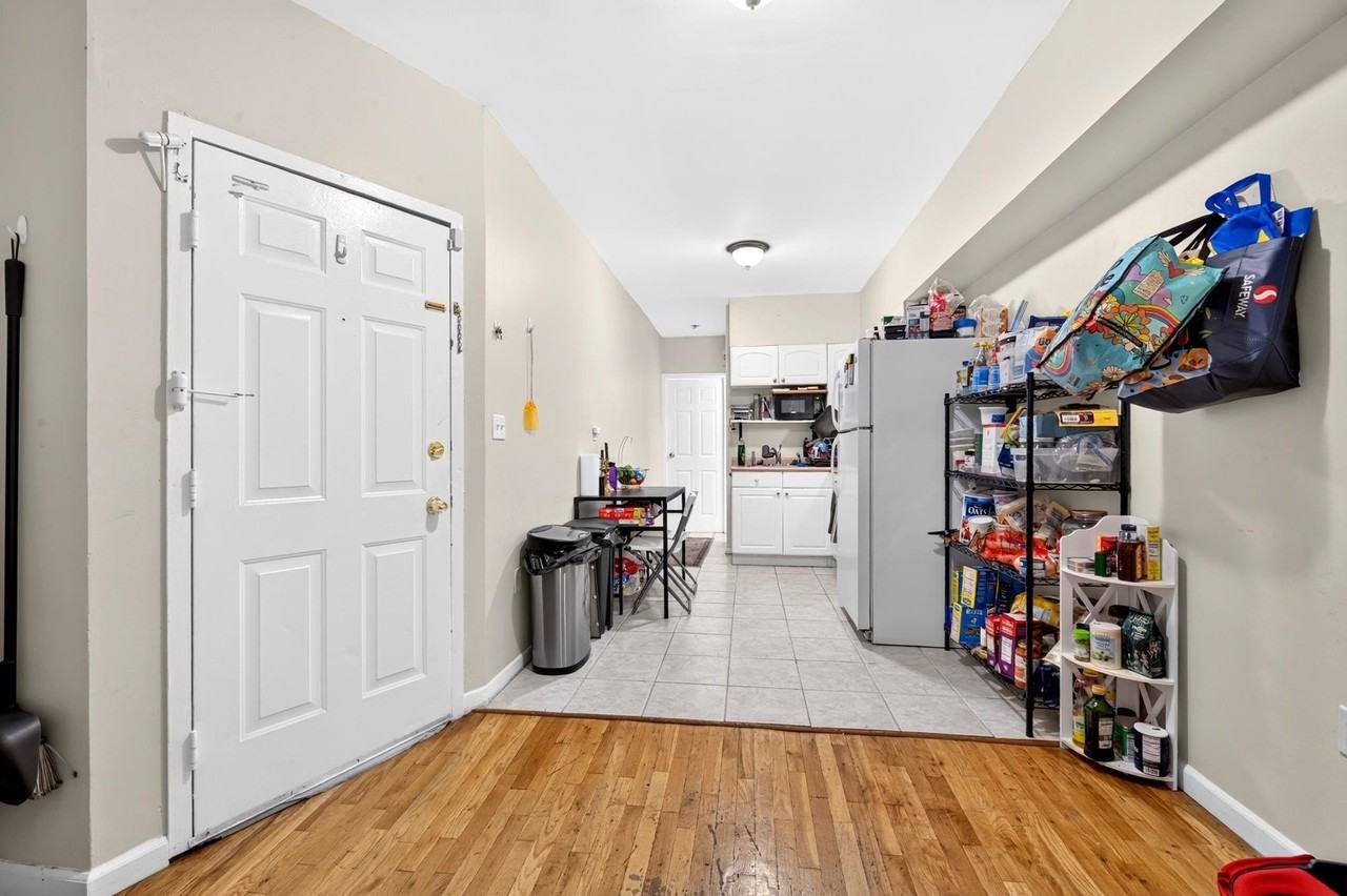 324 Monroe St #6 - Photo 3 of 15