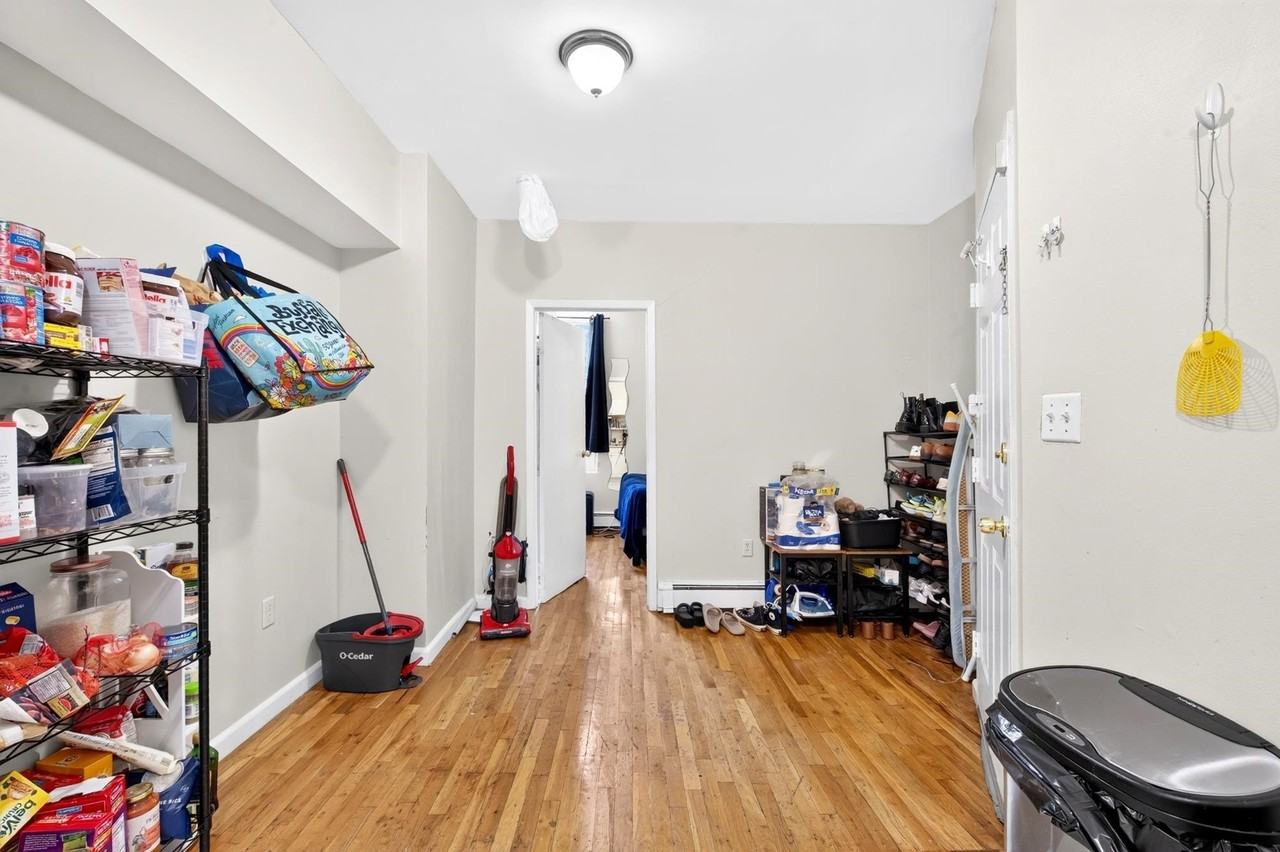 324 Monroe St #6 - Photo 7 of 15