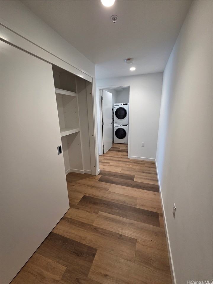 1500 Rycroft St #611R - Photo 2 of 20