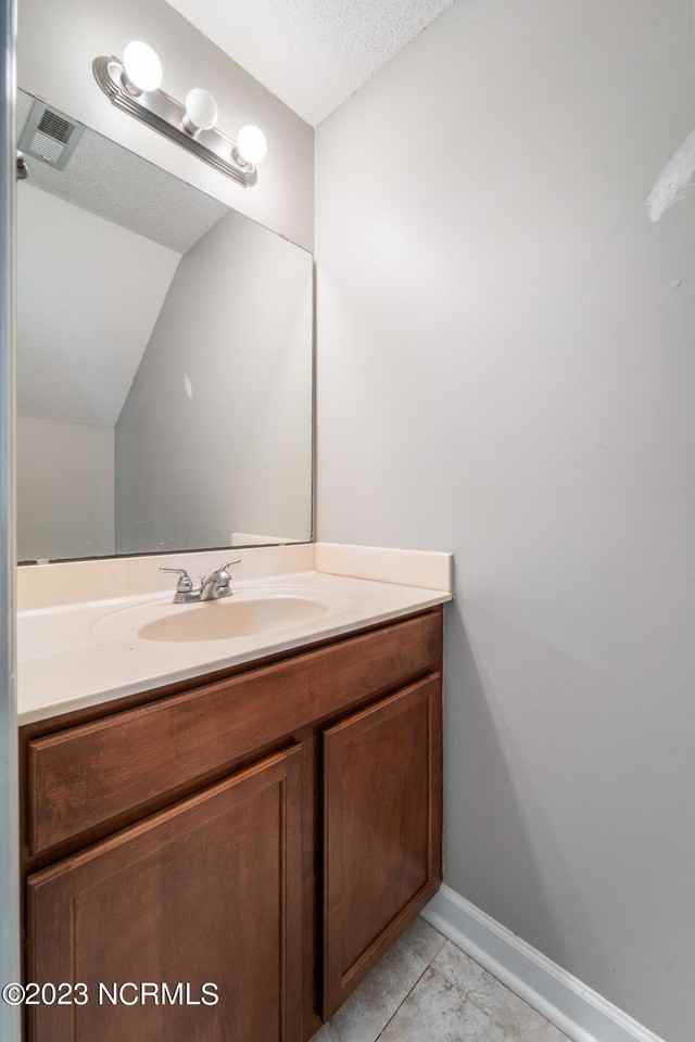 300 Burley Dr #10 - Photo 4 of 21