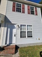 featured image of 326 Bracken Pl
